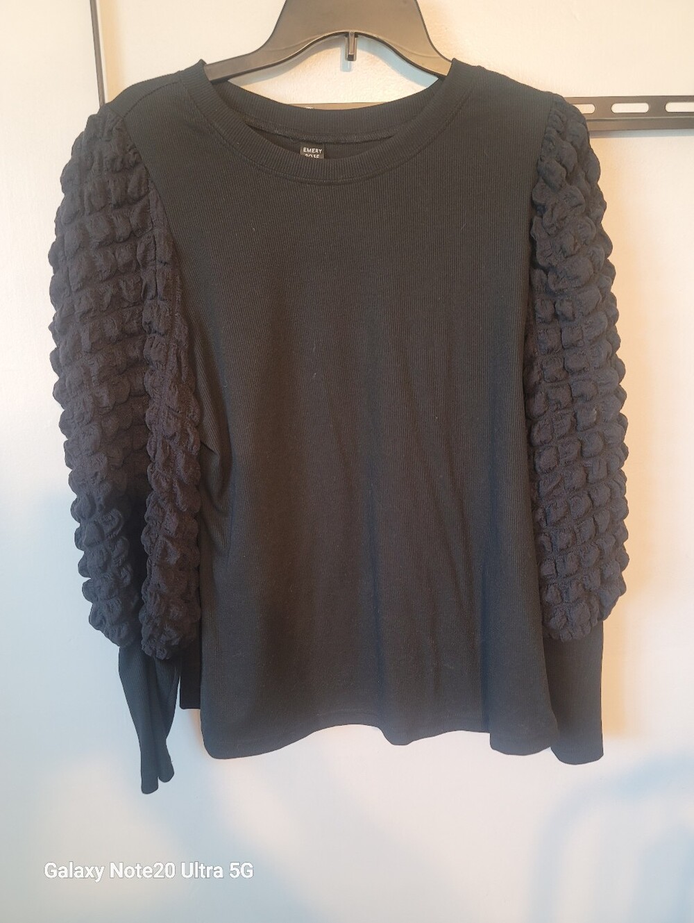 Everly Black Puff-Sleeve Knit Sweatshirt